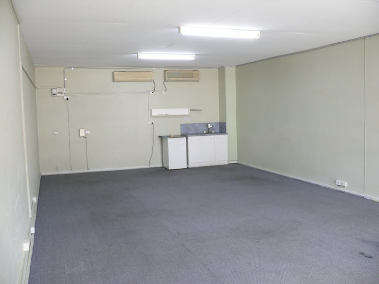 4/69 George Street Beenleigh QLD 4207 - Image 2