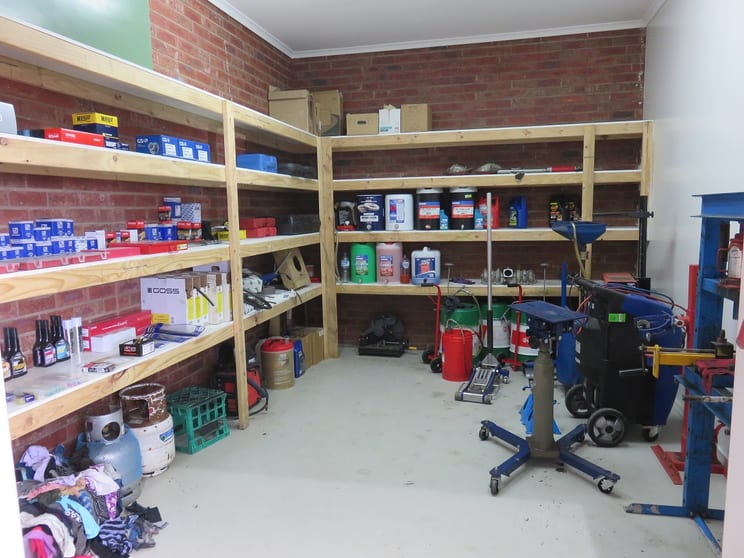Click to view all images 1 High Street Bannockburn VIC 3331 - Image 3