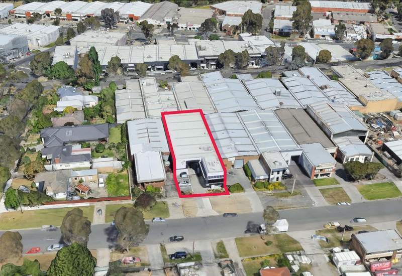 Click to view all images 20 Duffy Street Burwood VIC 3125 - Image 2