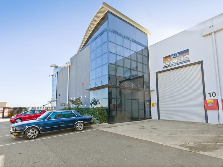 Click to view all images 10/29 Wellard Street Bibra Lake WA 6163 - Image 3