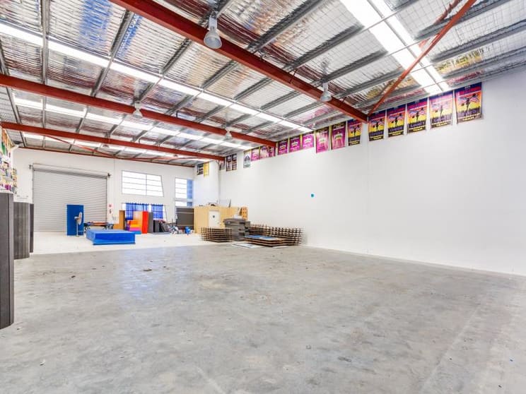 Click to view all images 3/89 Christable Way Landsdale WA 6065 - Image 3
