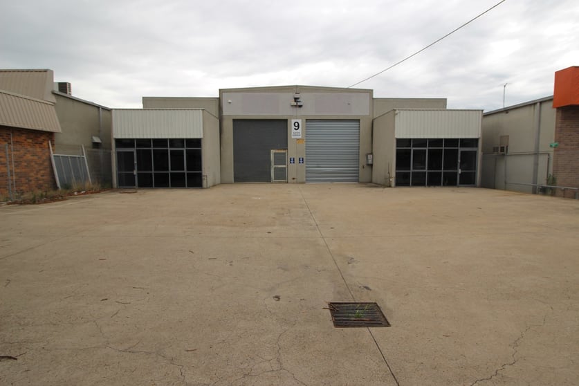 Click to view all images 9 Aster Avenue Carrum Downs VIC 3201 - Image 1