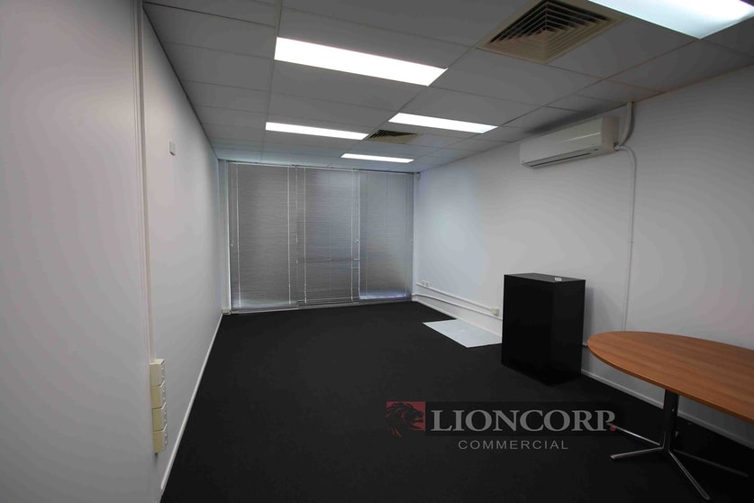 Click to view all images Mount Gravatt QLD 4122 - Image 1