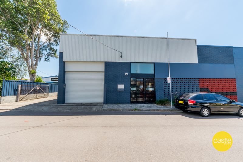17 Bishopsgate St Wickham NSW 2293 - Image 1