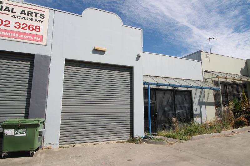 Click to view all images 2/82-84 Melverton Drive Hallam VIC 3803 - Image 1