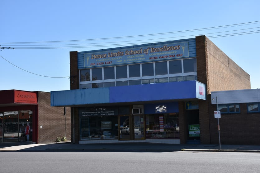 Click to view all images 8-10, 1st Flr Kirk Street Moe VIC 3825 - Image 2