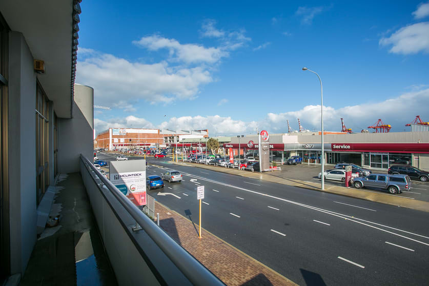 Click to view all images 3/75 Queen Victoria Fremantle WA 6160 - Image 2