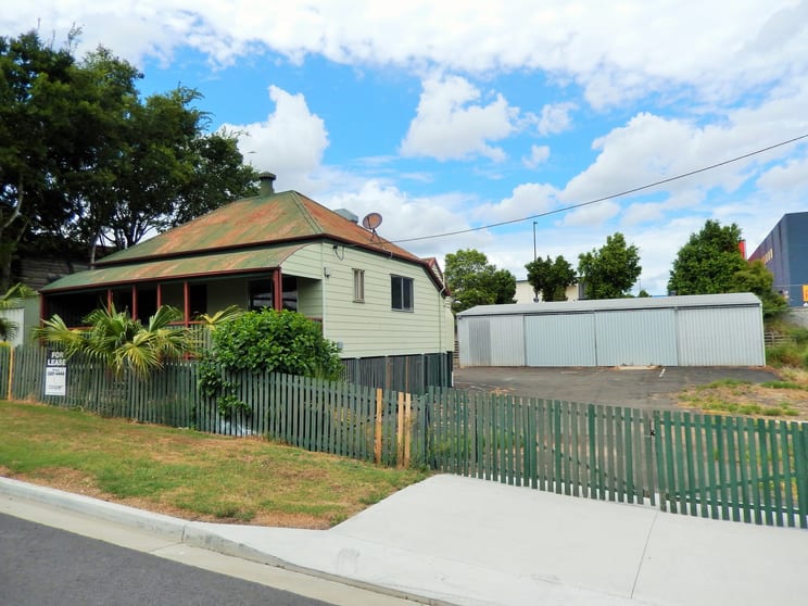 Click to view all images 51 Tiger Street West Ipswich QLD 4305 - Image 1