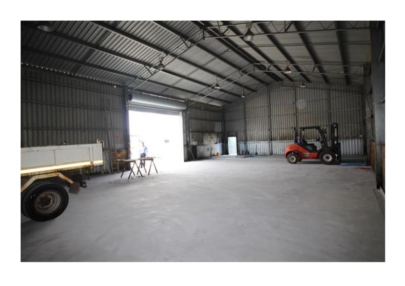 Click to view all images 14 Sandmere Road Pinkenba QLD 4008 - Image 3