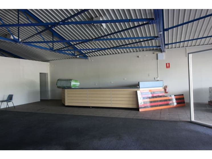 14 Beverly Lane Mount Isa QLD 4825 - Image 3