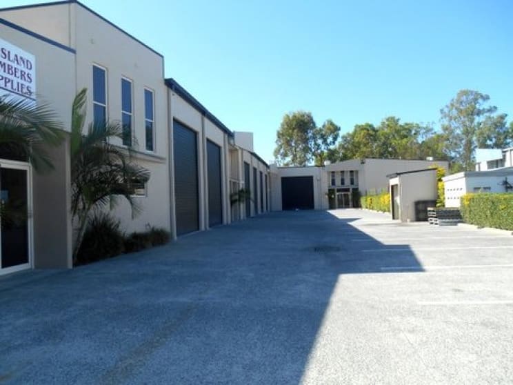 Click to view all images 4/176 Siganto Drive Helensvale QLD 4212 - Image 2