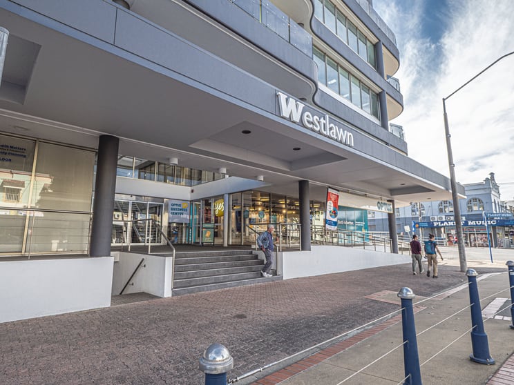 Click to view all images Suite 1/29 Molesworth Lismore NSW 2480 - Image 3