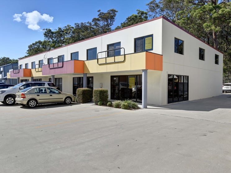 Click to view all images 24/35 Merrigal Road Port Macquarie NSW 2444 - Image 1