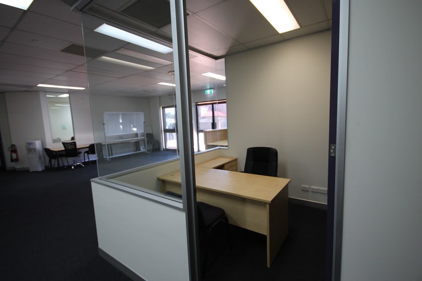1&2/143 Tingal Road Wynnum QLD 4178 - Image 3