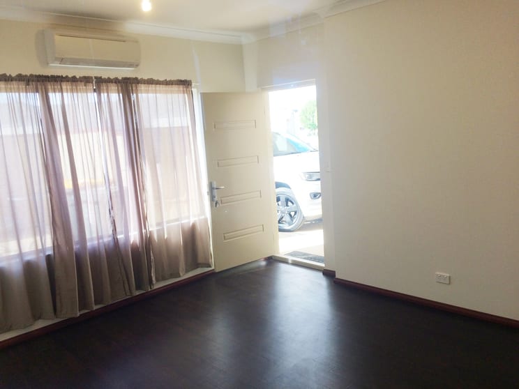 Click to view all images 3/58 Coolamon Blvd Ellenbrook WA 6069 - Image 1