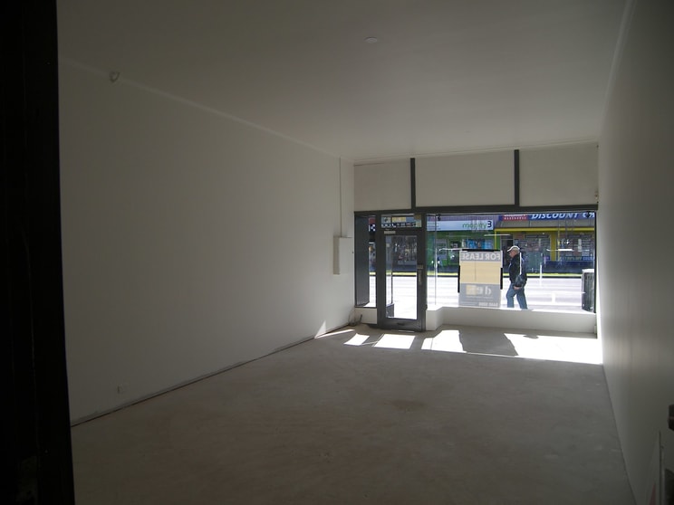 Click to view all images 32 Mitchell Street Bendigo VIC 3550 - Image 3