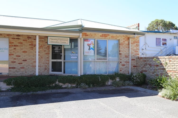 Unit 4, 58 Windich Esperance WA 6450 - Image 1