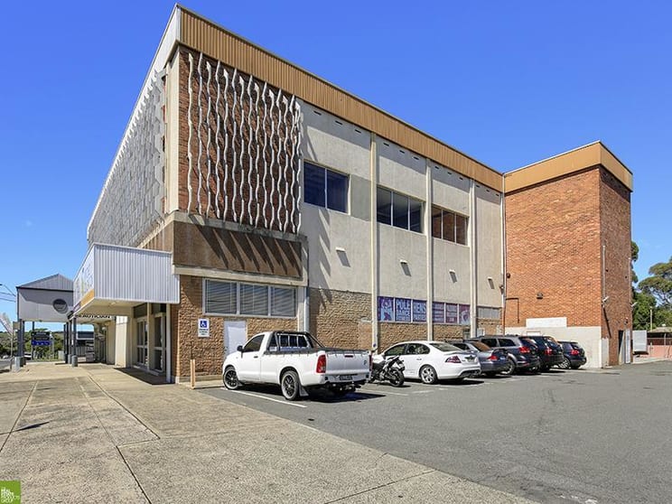 Click to view all images 5/32 Addison Street Shellharbour NSW 2529 - Image 1