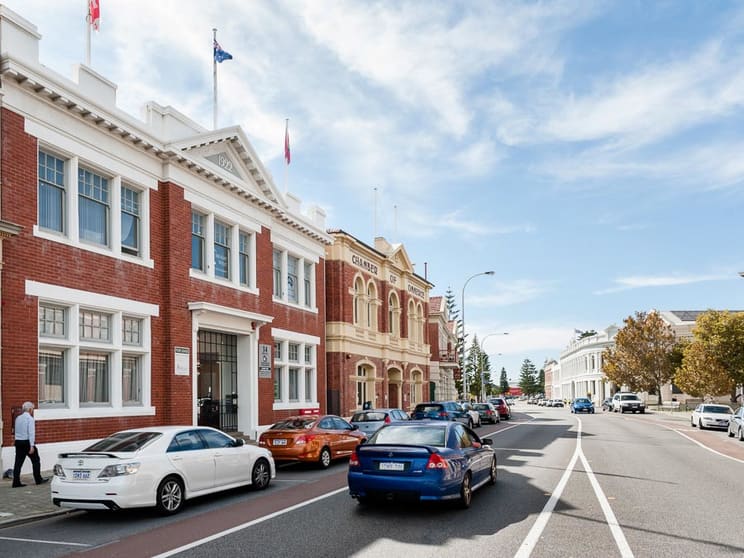 Click to view all images Suite 12/14 Phillimore Street Fremantle WA 6160 - Image 3