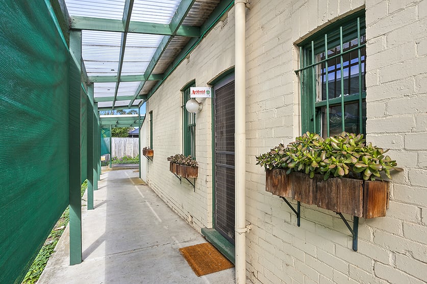 Click to view all images Rear Suite 2/882 Glen Huntly Road Caulfield South VIC 3162 - Image 2