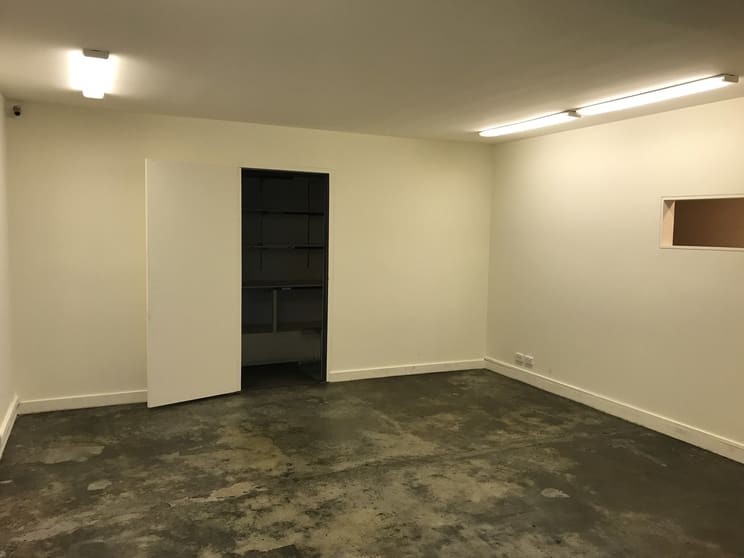 Click to view all images 12 Robert Street Collingwood VIC 3066 - Image 2
