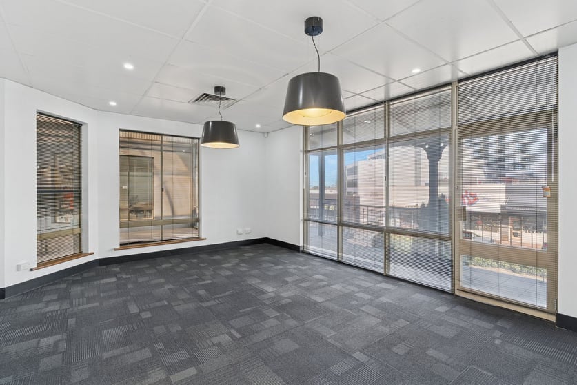 Click to view all images 890 Canning Highway Applecross WA 6153 - Image 2