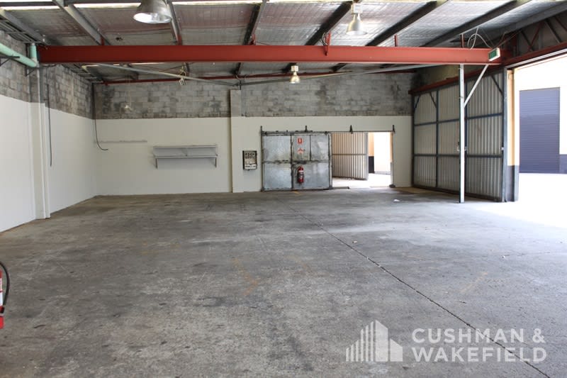 Click to view all images Molendinar QLD 4214 - Image 2