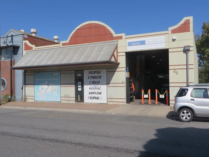Click to view all images Unit 4, 171 Commercial Road Port Adelaide SA 5015 - Image 2