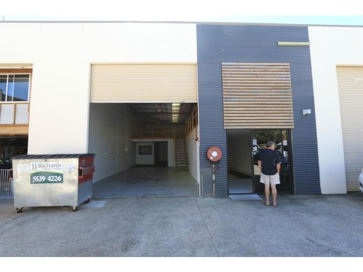 2/11 Dover Drive Burleigh Heads QLD 4220 - Image 1