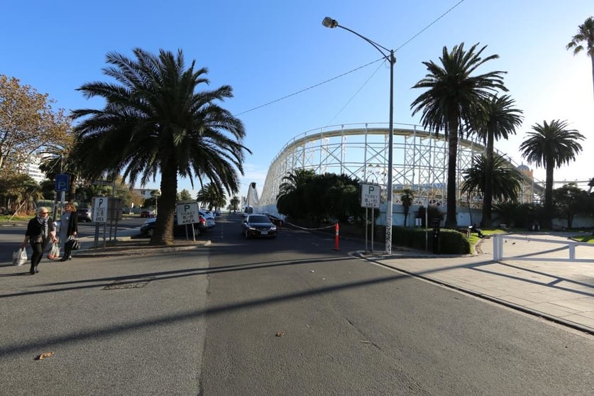 Click to view all images 7 Shakespeare Grove St Kilda VIC 3182 - Image 3