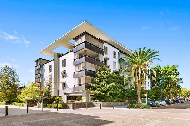 Click to view all images Suite 1102/2-4 Sterling Circuit Camperdown NSW 2050 - Image 1