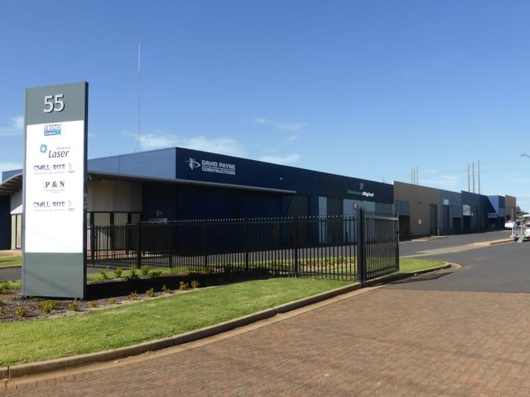 4/57 Douglas Mawson Road Dubbo NSW 2830 - Image 3
