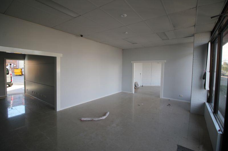 Click to view all images Unit 7/2 Dingley Avenue Dandenong VIC 3175 - Image 2