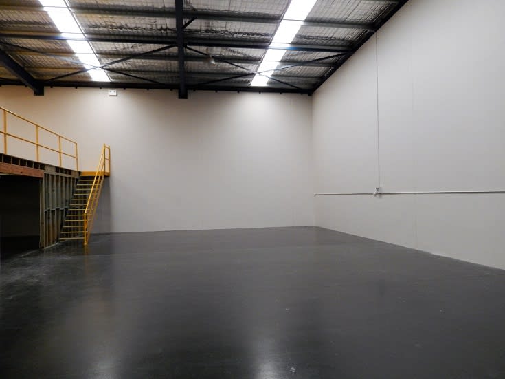 2/203 Star Street Welshpool WA 6106 - Image 2