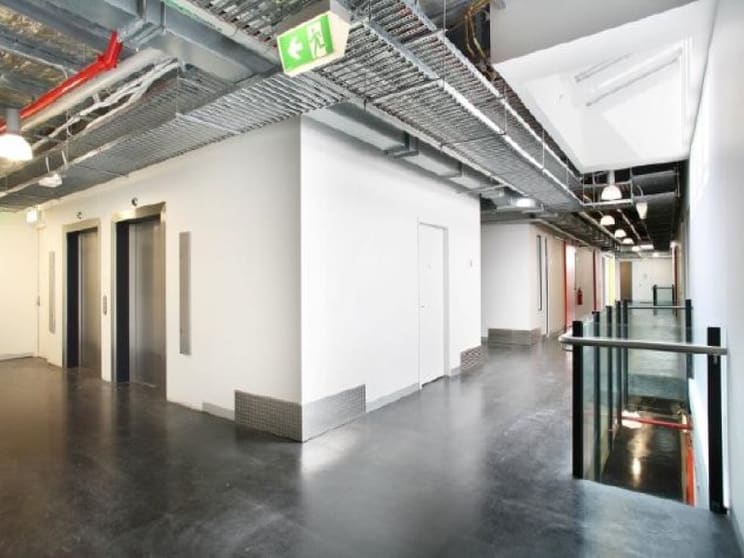 313/15-87 Gladstone Street South Melbourne VIC 3205 - Image 3