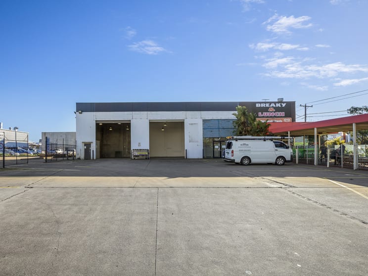 185 Fairbairn Road Sunshine West VIC 3020 - Image 2