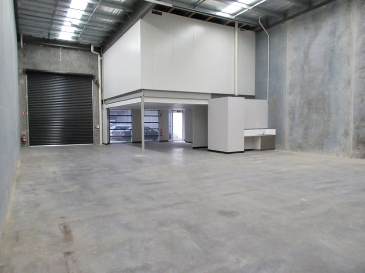 7/125 Highbury Road Burwood VIC 3125 - Image 2