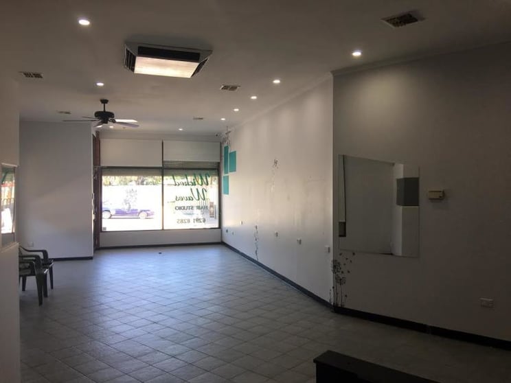 Click to view all images 25 Barraclough Cres Monash ACT 2904 - Image 2