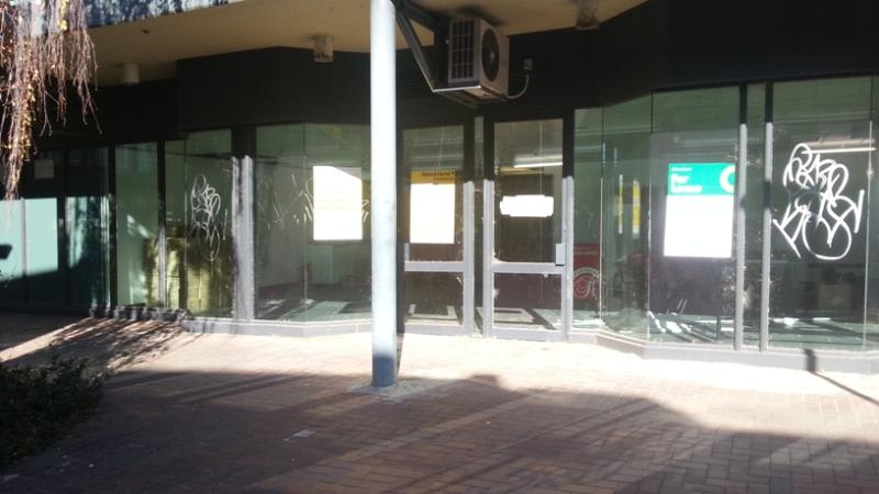 Click to view all images 68 Emu Bank Belconnen ACT 2617 - Image 3
