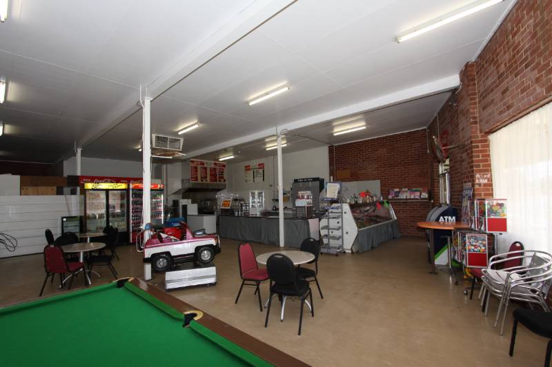 44 Ziegler Avenue Wagga Wagga NSW 2650 - Image 2