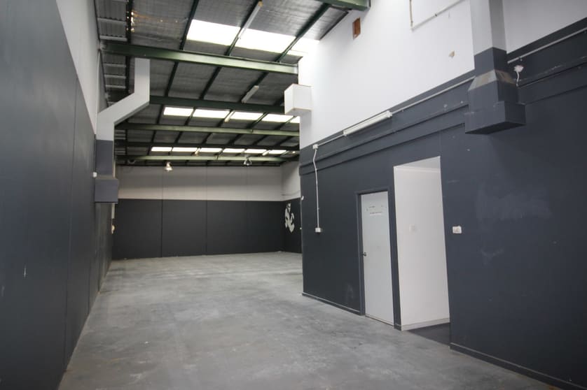 2/46 Peninsula Boulevard Seaford VIC 3198 - Image 3
