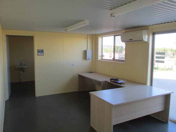 Click to view all images 8 Industrial Avenue Dundowran QLD 4655 - Image 3
