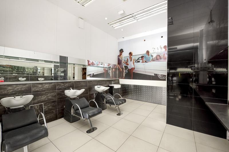 Click to view all images 159 Acland Street St Kilda VIC 3182 - Image 2