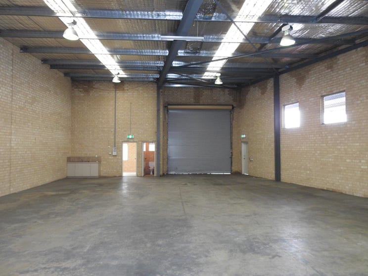 Click to view all images Unit 4/2 Pritchard Street O'connor WA 6163 - Image 2