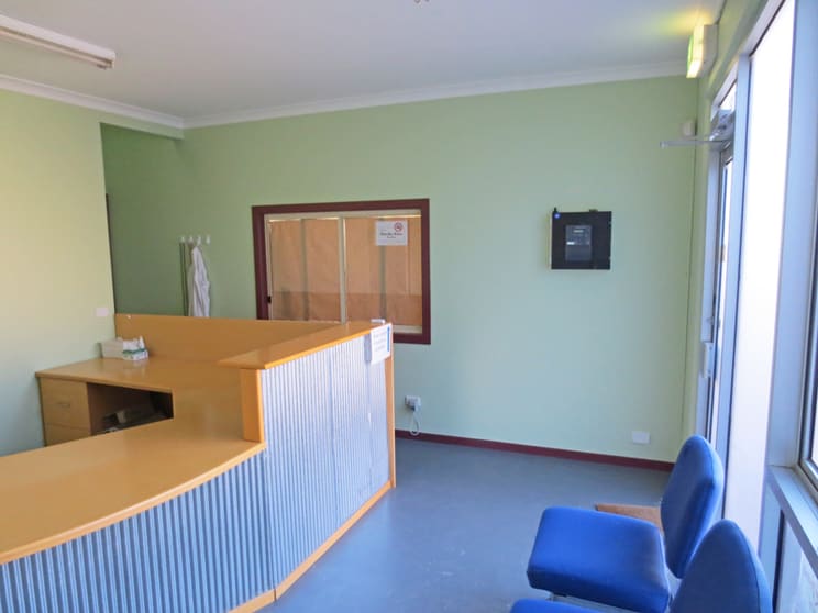 Click to view all images 20 Keith Street Maidstone VIC 3012 - Image 2