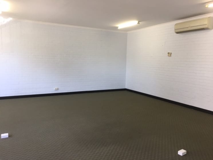 Click to view all images 1 Howlett Street North Perth WA 6006 - Image 2