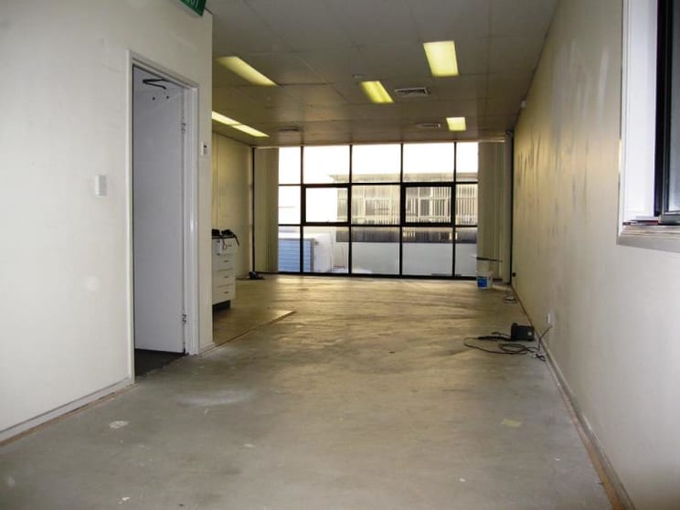 Click to view all images Unit 4/71A Milperra Road Revesby NSW 2212 - Image 2