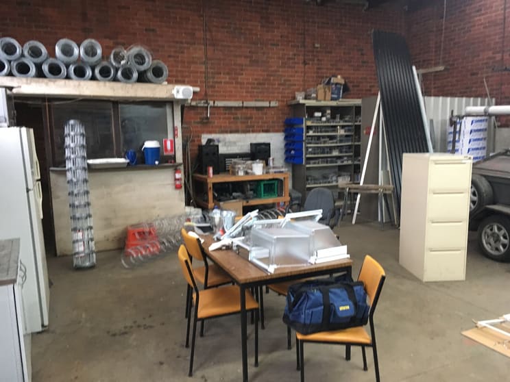 2/59 Power Road Bayswater VIC 3153 - Image 2