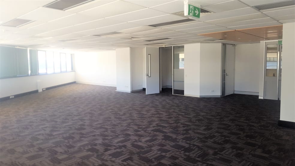 Click to view all images Chermside QLD 4032 - Image 2
