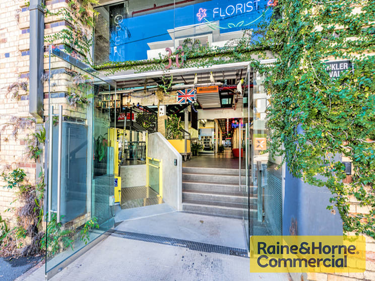 C/30 Florence Street Newstead QLD 4006 - Image 1